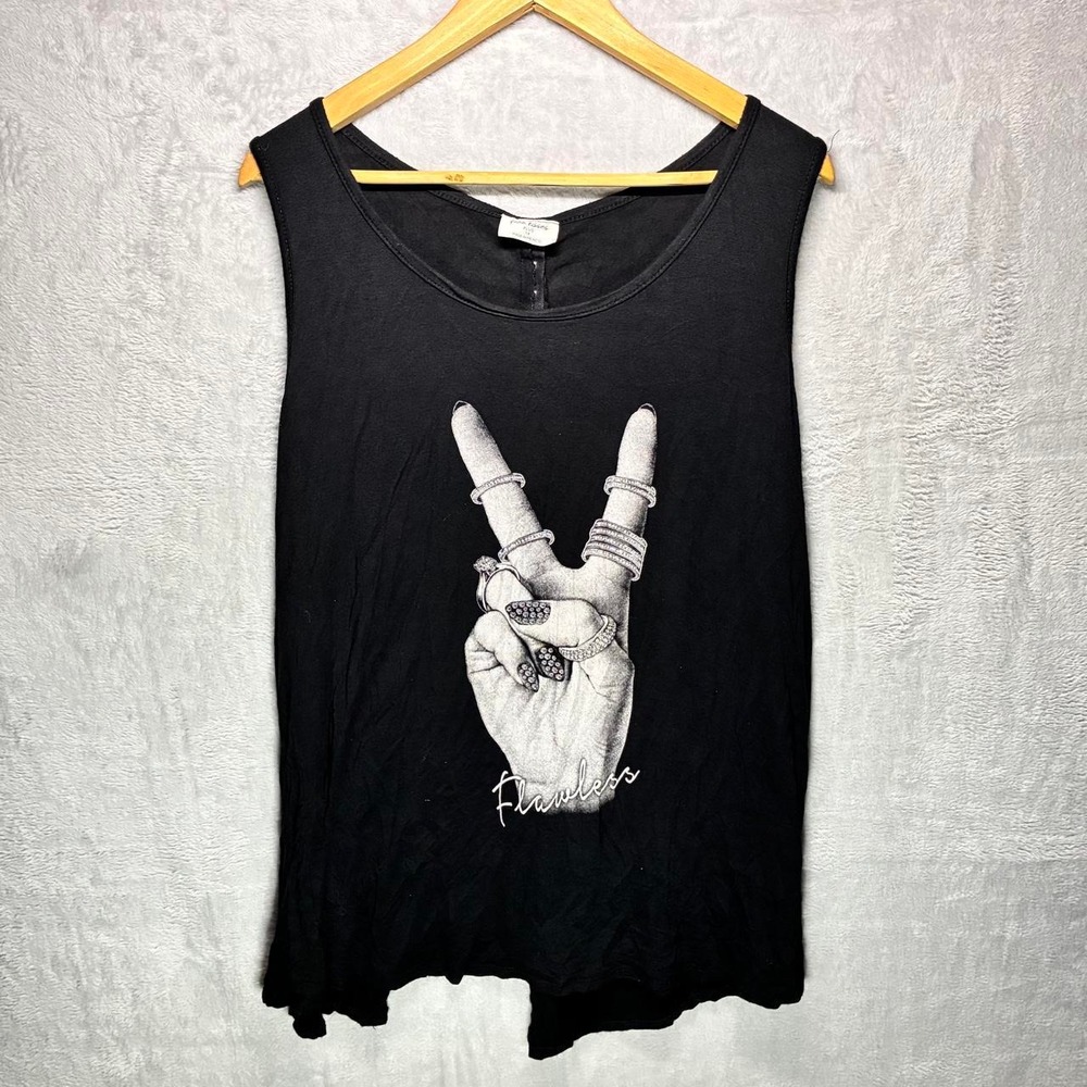 Free Kisses black tank top with white graphic of a hand making a peace sign